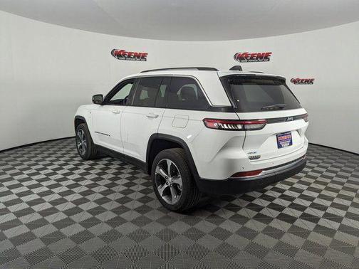 Bright White Clearcoat 2024 Jeep Grand Cherokee 4xe Base