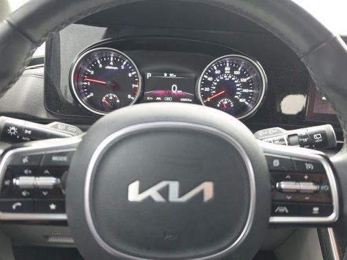 Flare Red 2024 Kia Carnival EX