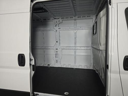 2026 RAM ProMaster 2500 Tradesman