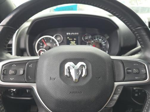 2024 RAM 3500 Big Horn Crew Cab 4x4 8' Box