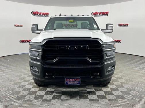 2026 RAM 3500 Tradesman Regular Cab 4x4 8' Box