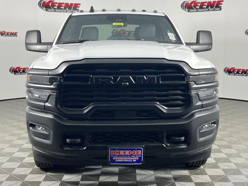 2025 RAM 2500 Tradesman Crew Cab 4x4 8' Box