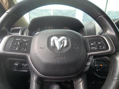 2020 RAM 3500 Tradesman Crew Cab 4x4 8' Box