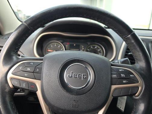 Billet Silver Metallic Clearcoat 2015 Jeep Cherokee Latitude