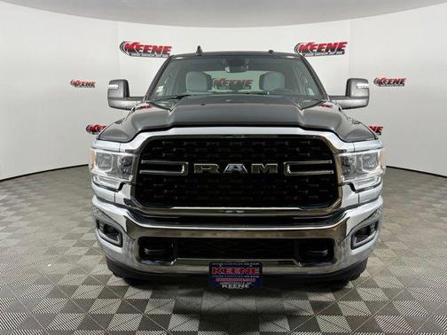 2024 RAM 2500 Big Horn Crew Cab 4x4 8' Box