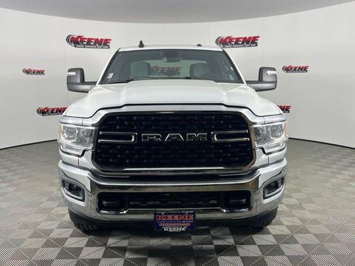 Bright White Clearcoat 2024 RAM 2500 Big Horn Crew Cab 4x4 6'4' Box