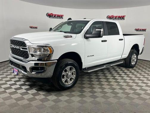 Bright White Clearcoat 2024 RAM 2500 Big Horn Crew Cab 4x4 6'4' Box