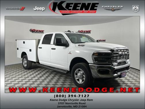 2025 RAM 3500 Tradesman Crew Cab 4x4 8' Box