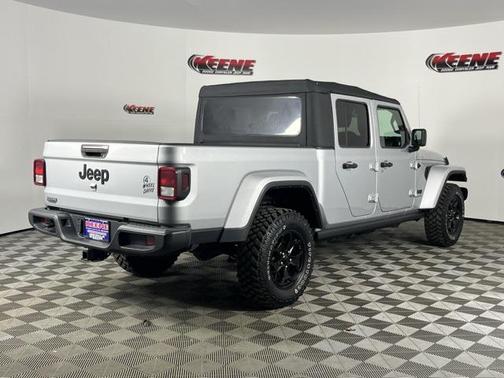 2022 Jeep Gladiator Sport
