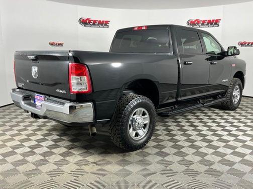 Diamond Black Crystal Pearlcoat 2019 RAM 2500 Big Horn Crew Cab 4x4 6'4' Box