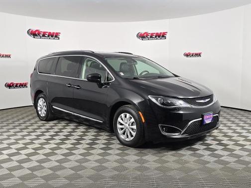2018 Chrysler Pacifica Touring-L