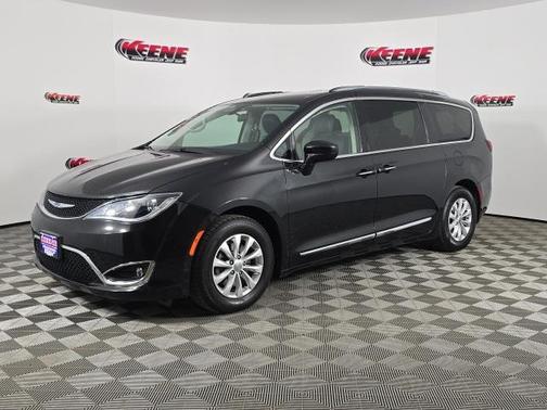 2018 Chrysler Pacifica Touring-L