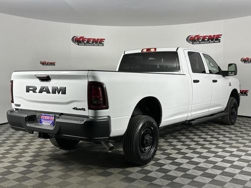 2025 RAM 2500 Tradesman Crew Cab 4x4 8' Box