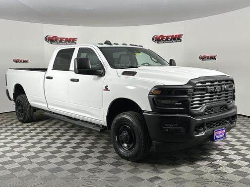 2025 RAM 2500 Tradesman Crew Cab 4x4 8' Box