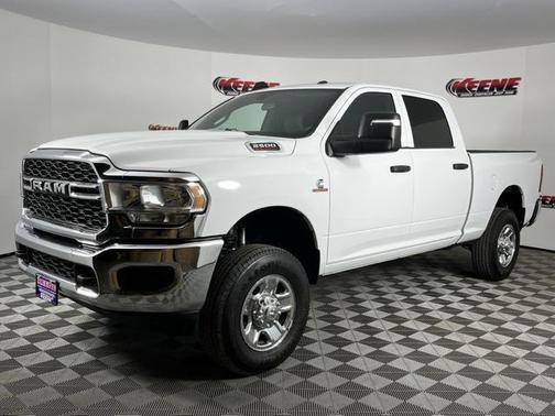 2023 RAM 2500 Tradesman Crew Cab 4x4 6'4' Box