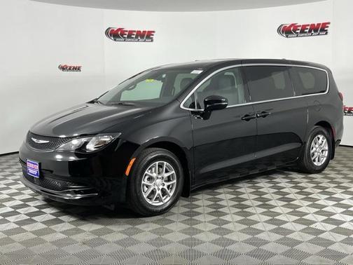 2026 Chrysler Voyager LX