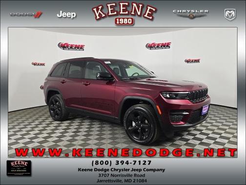 2025 Jeep Grand Cherokee Laredo