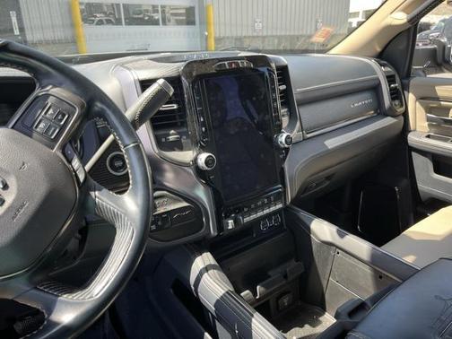 2021 RAM 2500 Limited Mega Cab 4x4 6'4' Box