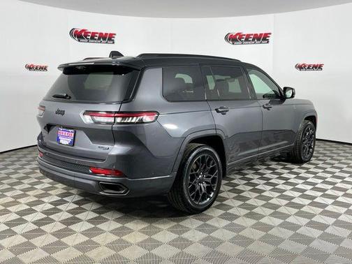 Baltic Gray Metallic Clearcoat 2024 Jeep Grand Cherokee L Summit Reserve