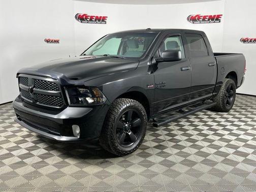 Brilliant Black Crystal Pearlcoat 2018 RAM 1500 Express