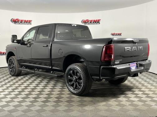 2025 RAM 3500 Big Horn Crew Cab 4x4 6'4' Box