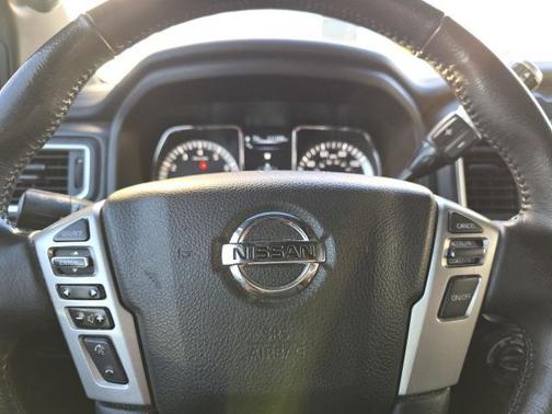 2018 Nissan Titan SV