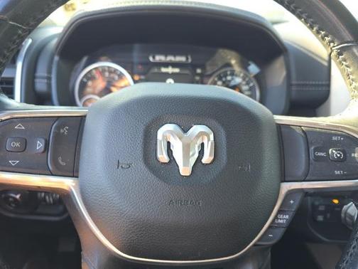 2024 RAM 2500 Laramie Crew Cab 4x4 6'4' Box