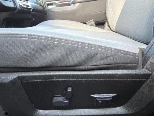 2024 RAM 2500 Big Horn Crew Cab 4x4 8' Box