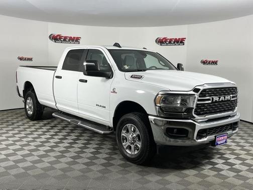 2024 RAM 2500 Big Horn Crew Cab 4x4 8' Box