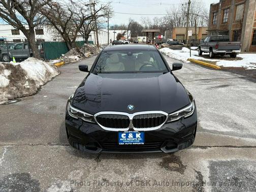2022 BMW 330 xDrive