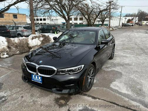 2022 BMW 330 xDrive