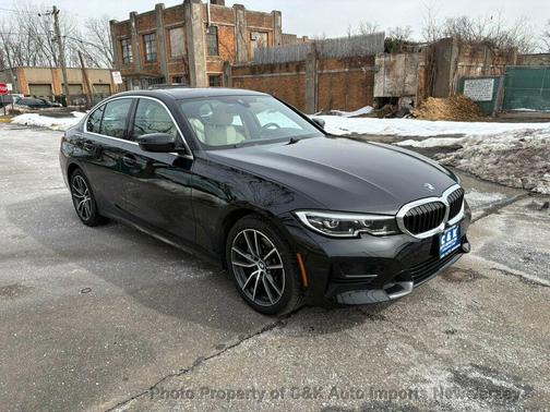 2022 BMW 330 xDrive