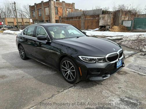 2022 BMW 330 xDrive