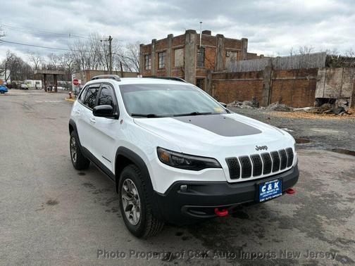 2022 Jeep Cherokee Trailhawk