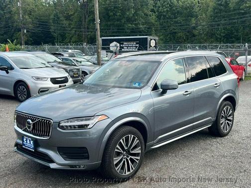 2020 Volvo XC90 T5 Momentum