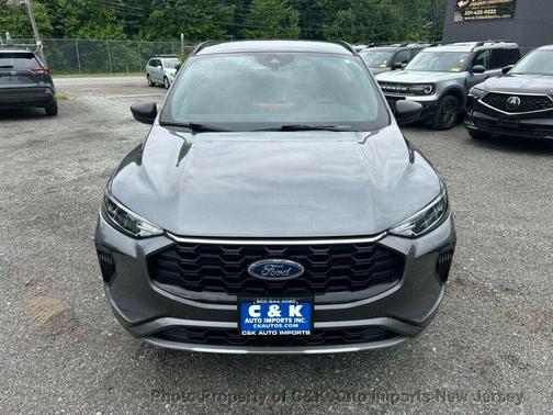Carbonized Gray Metallic 2023 Ford Escape ST-Line