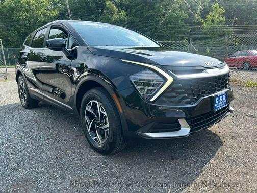 Fusion Black 2024 Kia Sportage LX