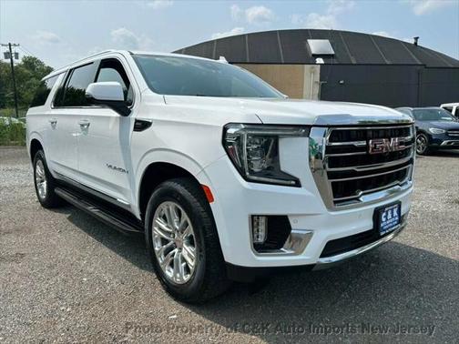 2023 GMC Yukon XL SLT