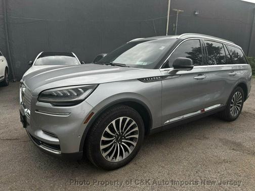 Silver Radiance Metallic Clearcoat 2022 Lincoln Aviator Reserve AWD