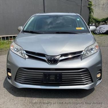 2019 Toyota Sienna XLE
