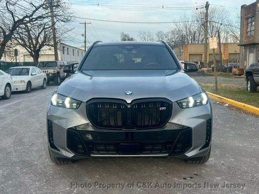 2024 BMW X5 M60i