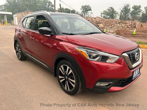 Not Specified 2018 Nissan Kicks SR