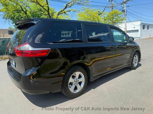 Not Specified 2020 Toyota Sienna SE