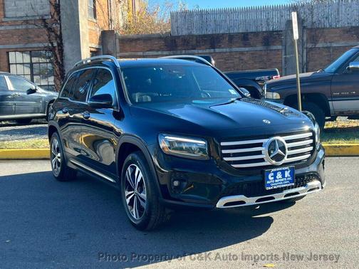 2025 Mercedes-Benz GLB 250 4MATIC