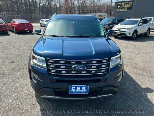 Blue Jeans Metallic 2017 Ford Explorer Limited