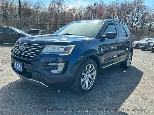 Blue Jeans Metallic 2017 Ford Explorer Limited