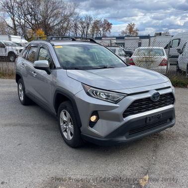 2019 Toyota RAV4 Hybrid XLE