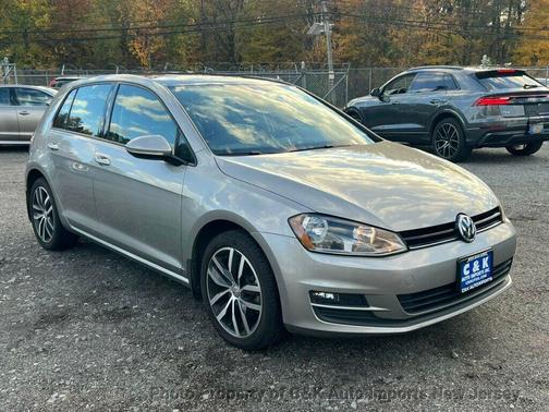 2016 Volkswagen Golf TSI SE 4-Door