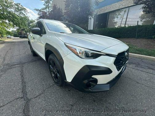 Crystal White Pearl 2024 Subaru Crosstrek Base