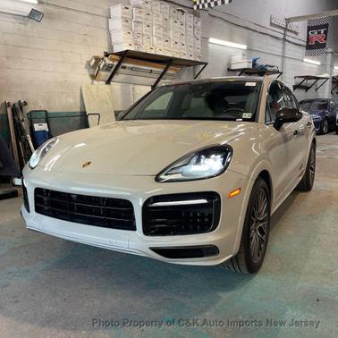 Chalk 2022 Porsche Cayenne GTS